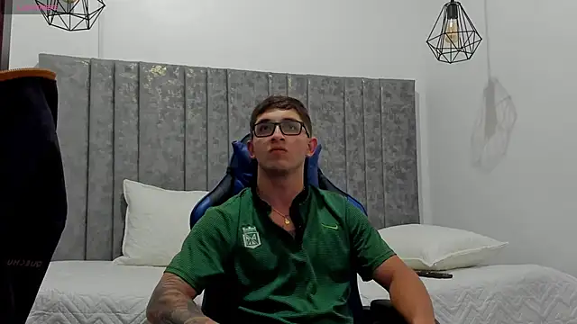 Calvin Hunter online show from 03.26.26