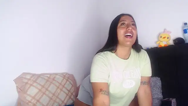 Snapshot of agathaklein chatting on 02.26.26 agathaklein online show from 02.26.26