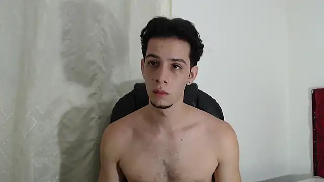 Snapshot of killua_parker chatting on 02.11.26 killua parker online show from 02.11.26