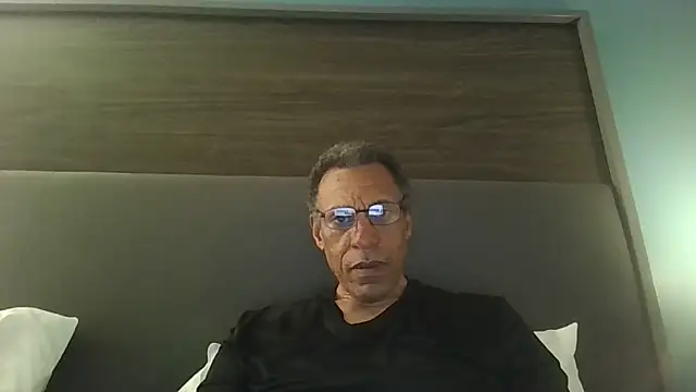 Snapshot of swimmer2496 chatting on 05.16.26 swimmer2496 online show from 05.16.26