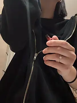 Mia  Honey online show from 01.19.26