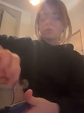 MelliMoon online show from 04.04.26