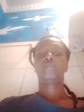 Snapshot of 01Wetlips chatting on 04.15.26 01Wetlips online show from 04.15.26