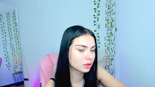 Snapshot of Silena_sky chatting on 03.04.26 Silena sky online show from 03.04.26