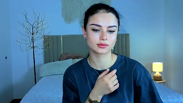 Snapshot of Silena_sky chatting on 06.30.26 Silena sky online show from 06.30.26