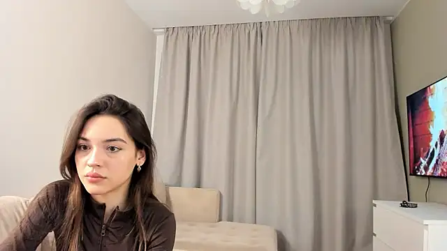 Snapshot of TreasaCrebs chatting on 02.02.26 TreasaCrebs online show from 02.02.26