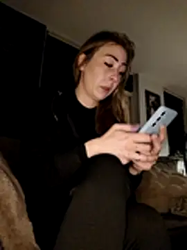 dewimp1 online show from 03.13.26