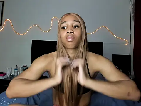 Snapshot of YourDreamReal chatting on 02.20.26 YourDreamReal online show from 02.20.26