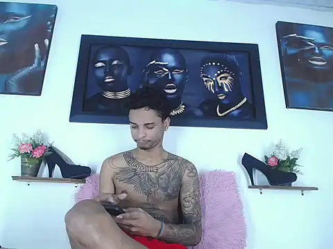 Tatoo Noah online show from 04.14.26