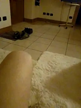 Snapshot of biondand chatting on 01.17.26 biondand online show from 01.17.26