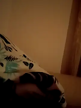 Snapshot of biondand chatting on 02.14.26 biondand online show from 02.14.26