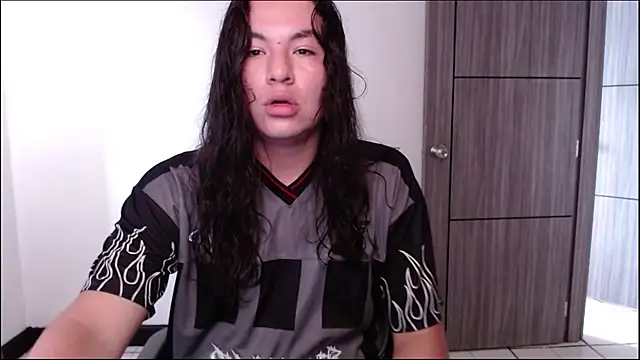 Yigolo   online show from 07.09.26