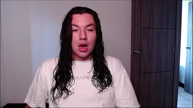Yigolo   online show from 07.10.26