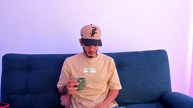 Snapshot of josh__val chatting on 06.18.26 josh val online show from 06.18.26