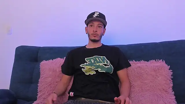 Snapshot of josh__val chatting on 07.23.26 josh val online show from 07.23.26