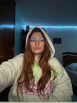 Snapshot of Vixroy7 chatting on 02.13.26 Vixroy7 online show from 02.13.26