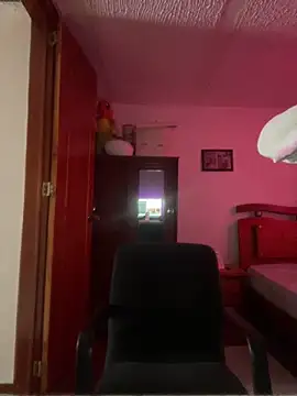 Snapshot of Vixroy7 chatting on 02.15.26 Vixroy7 online show from 02.15.26