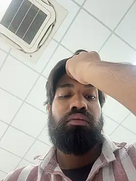 Snapshot of priyansh92924 chatting on 06.18.26 priyansh92924 online show from 06.18.26