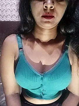 Snapshot of Ayesha_Khan1 chatting on 04.16.26 Ayesha Khan1 online show from 04.16.26