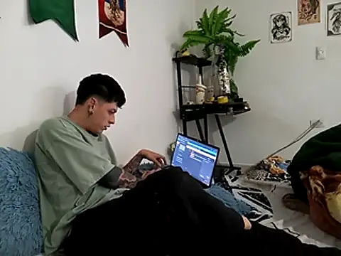 Snapshot of blackninja66 chatting on 04.16.26 blackninja66 online show from 04.16.26