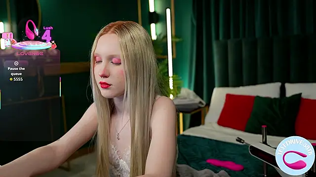 Sia Hart online show from 02.25.26