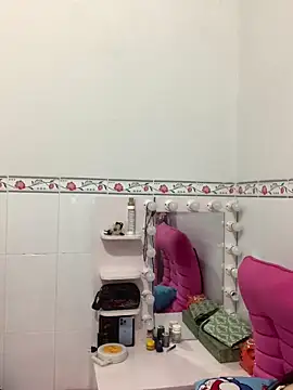 Snapshot of Nana-mup chatting on 02.15.26 Nana-mup online show from 02.15.26