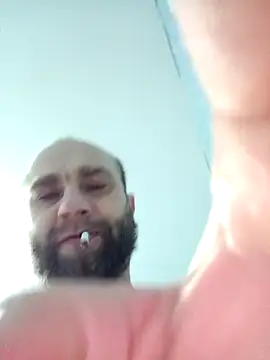 Snapshot of AlexanderArmani chatting on 02.01.26 AlexanderArmani online show from 02.01.26