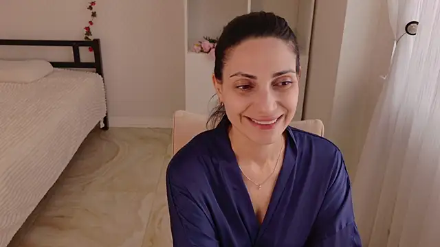 LovelyBeatrice online show from 04.08.26