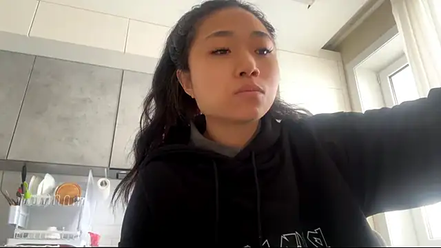 Snapshot of SweetMiaXO chatting on 03.12.26 SweetMiaXO online show from 03.12.26