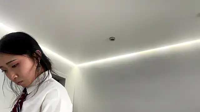 Snapshot of SweetMiaXO chatting on 03.28.26 SweetMiaXO online show from 03.28.26