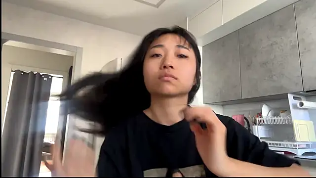 Snapshot of SweetMiaXO chatting on 04.07.26 SweetMiaXO online show from 04.07.26