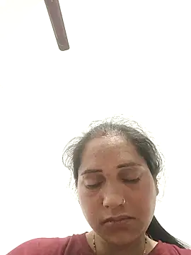 Cute-karisma1234 online show from 03.02.26