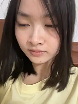Snapshot of miaomiaou_ chatting on 04.24.26 miaomiaou online show from 04.24.26