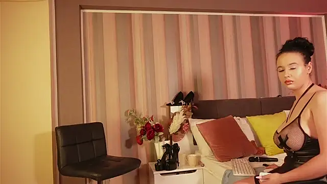 MavisReeve online show from 03.18.26