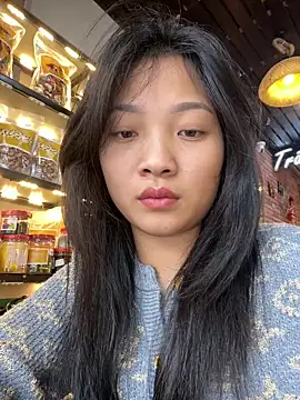 Lyn-be99 online show from 04.18.26