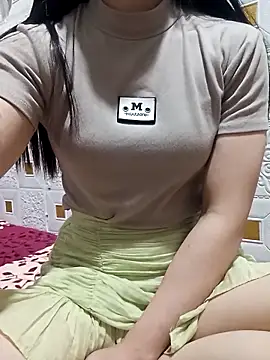 Snapshot of Kowew-nkie chatting on 02.19.26 Kowew-nkie online show from 02.19.26