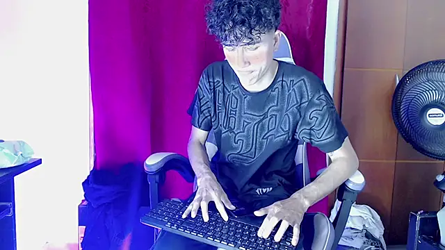 Johnny cagee  online show from 02.20.26