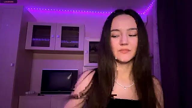 Snapshot of Kiaicatie chatting on 04.22.26 Kiaicatie online show from 04.22.26
