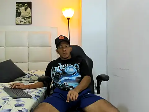 ricky spensar23cm  online show from 02.20.26