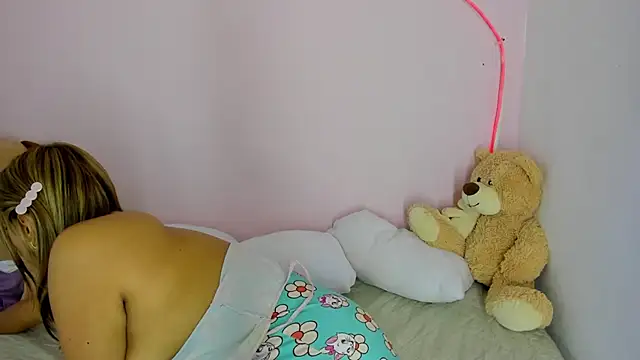 Snapshot of Kiikilove149 chatting on 02.08.26 Kiikilove149 online show from 02.08.26