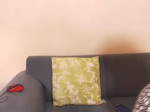 Snapshot of Thique_Dollxx chatting on 02.08.26 Thique Dollxx online show from 02.08.26