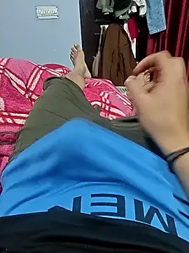 Snapshot of HORNY_DirtyMind chatting on 02.14.26 HORNY DirtyMind online show from 02.14.26