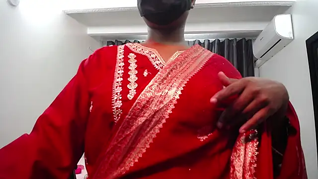 kavya suri  online show from 02.17.26