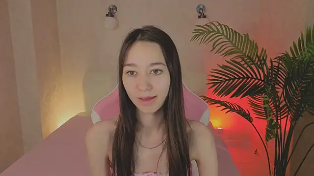 Snapshot of Nicole_Brownie chatting on 05.30.26 Nicole Brownie online show from 05.30.26