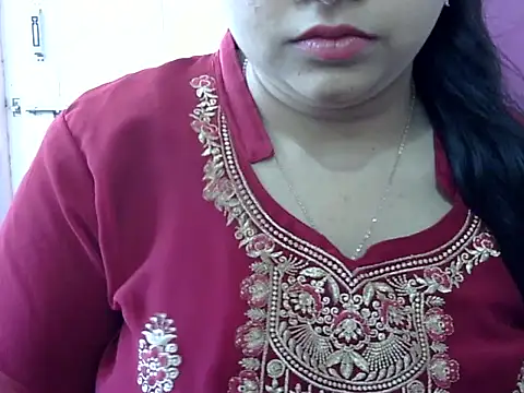 Cute Aliyaa online show from 05.03.26
