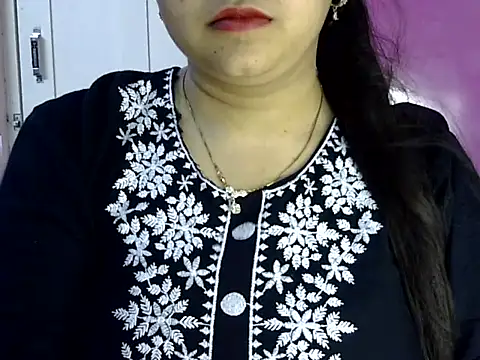 Cute Aliyaa online show from 05.21.26
