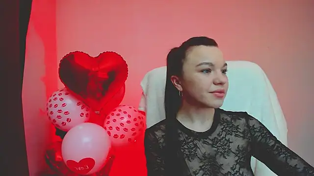 Snapshot of Mia_Mia999 chatting on 02.12.26 Mia Mia999 online show from 02.12.26