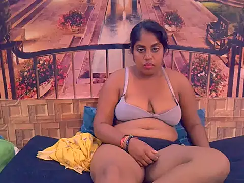 Snapshot of IndianDiva27 chatting on 02.03.26 IndianDiva27 online show from 02.03.26