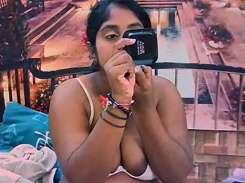 Snapshot of IndianDiva27 chatting on 02.27.26 IndianDiva27 online show from 02.27.26