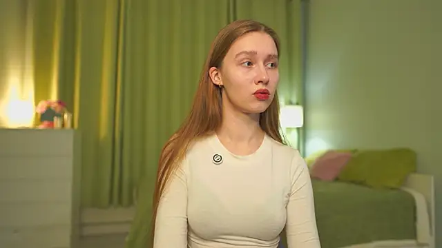 SharaNewbern online show from 02.12.26